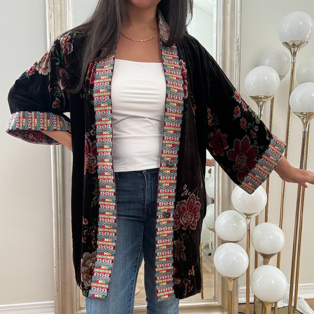 Reversible velvet Johnny Was Kimono